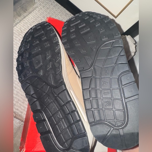 AUTHENTIC NIKE AIR MAX 1 DESERT ORE SIZE 9 - Picture 8 of 16